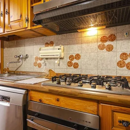 Bolognina Apartman *