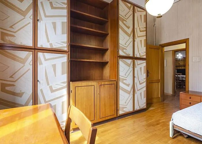 Bolognina Apartman *